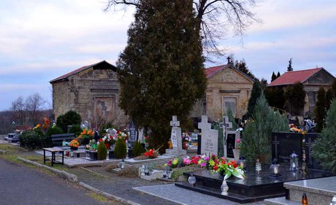 Cmentarz w Złotoryi - źródło wikimedia.org